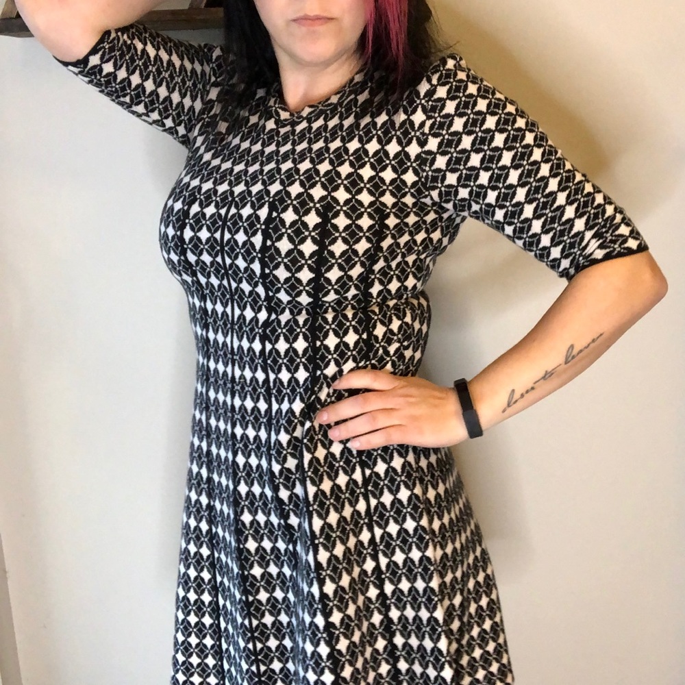 Elodie from Anthropologie Black & White Geometric Sweater Dress sz M